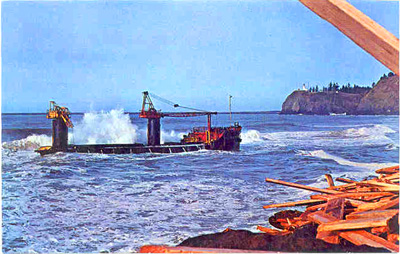 Doomed lumber barge George Olson aground on Clatsop Spit.